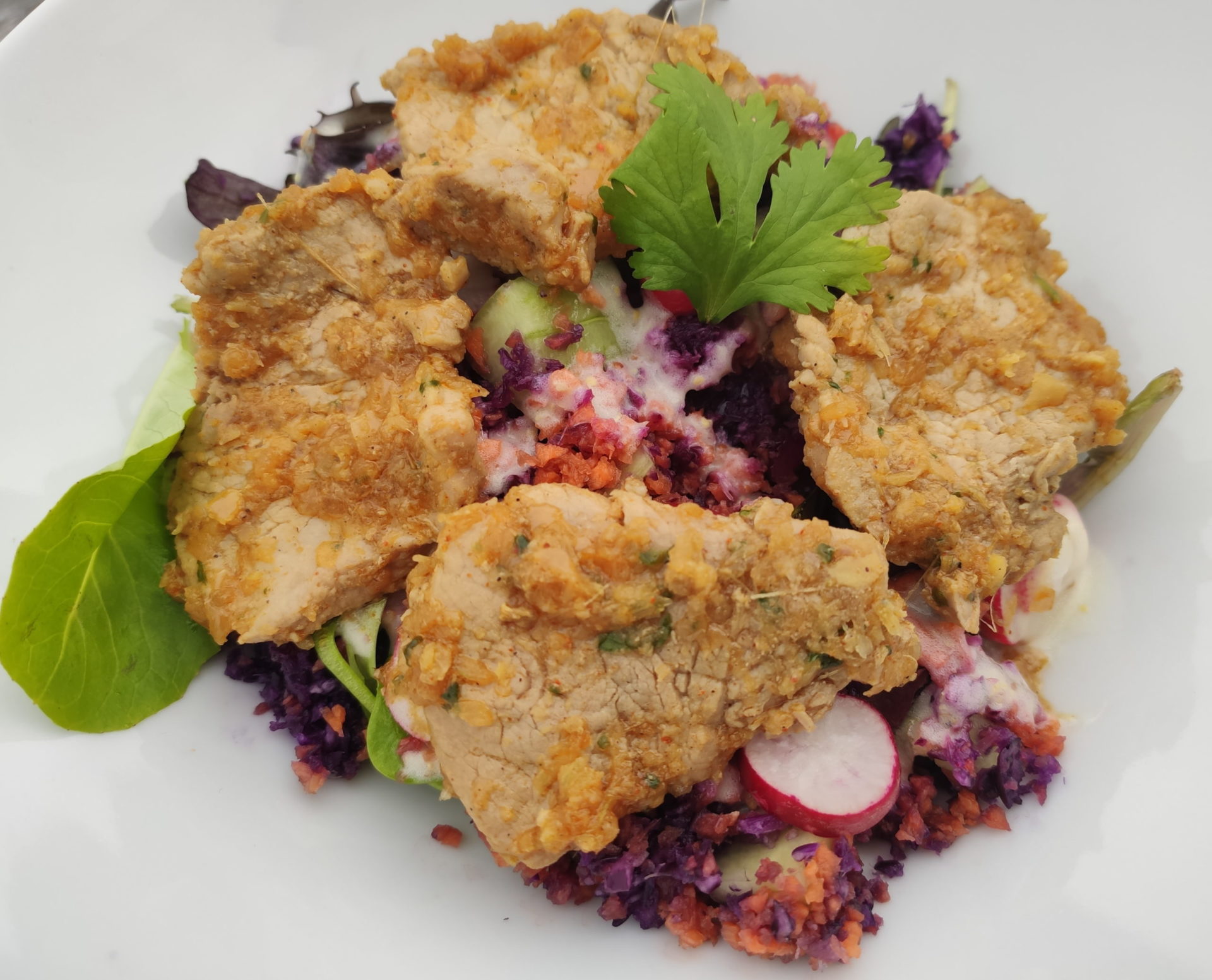 Salade d&rsquo;été au filet mignon épicé