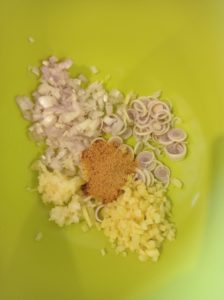 Salade de bœuf à la citronnelle