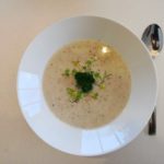 Soupe de champignons aux amandes