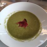 Velouté de fanes de radis et chorizo