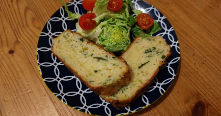 Cake courgettes parmesan